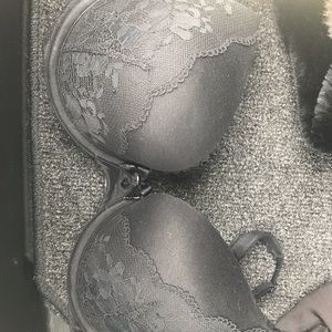 32 D body by Victoria